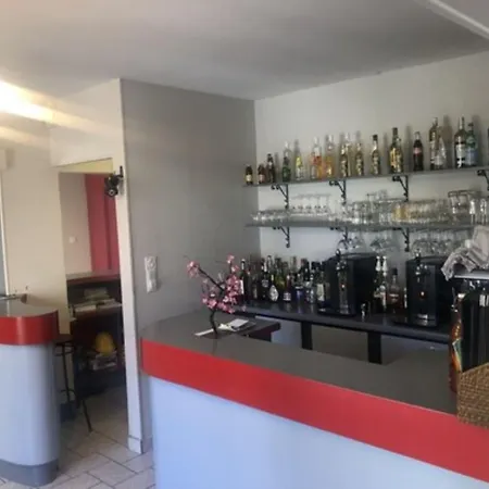 Logis Les Cordeliers Hotel Casteljaloux