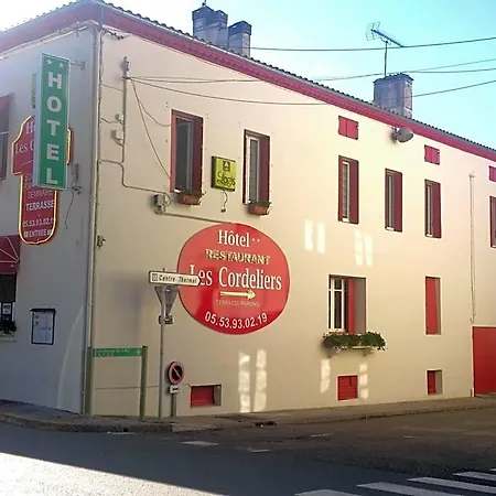 Logis Les Cordeliers 2*