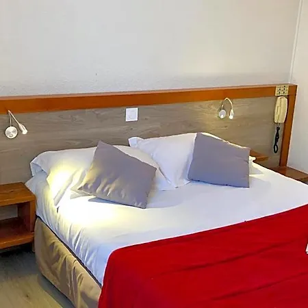 Hotel Logis Les Cordeliers